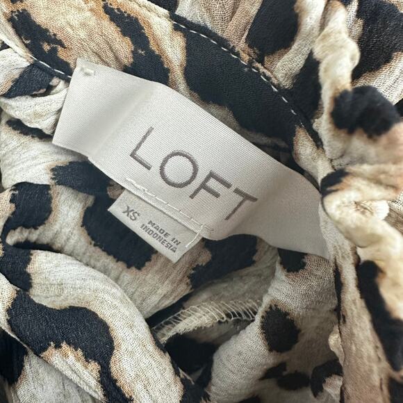 Loft Womens Balloon Sleeve Bell Cuff Mock Neck Leopard Print Beige Blouse XS - Picture 7 of 8
